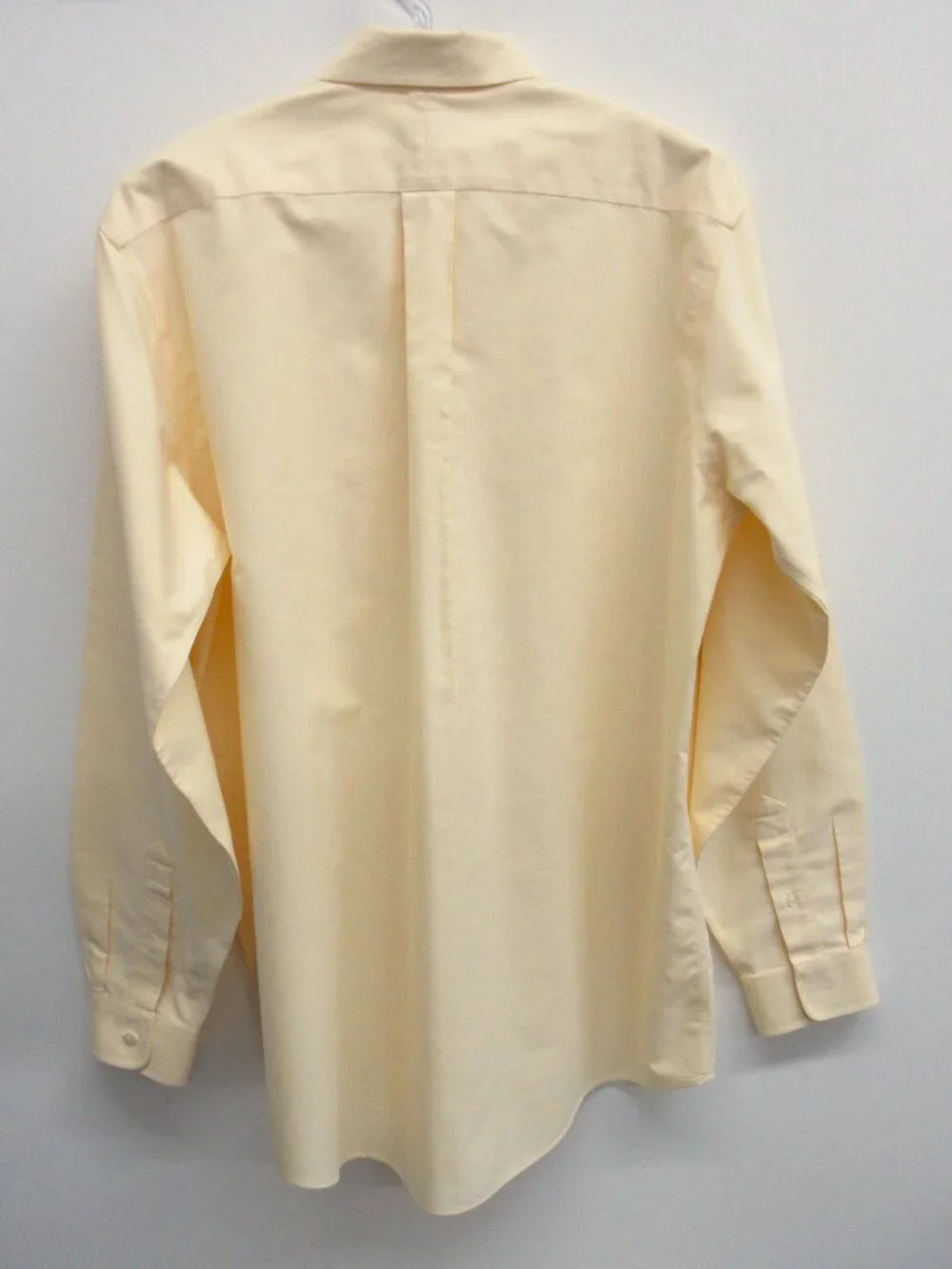 LL BEAN BUTTON DOWN SHIRT MEN'S L LARGE 16 1/2-37 LIGHT PALE YELLOW LONG SLEEVE